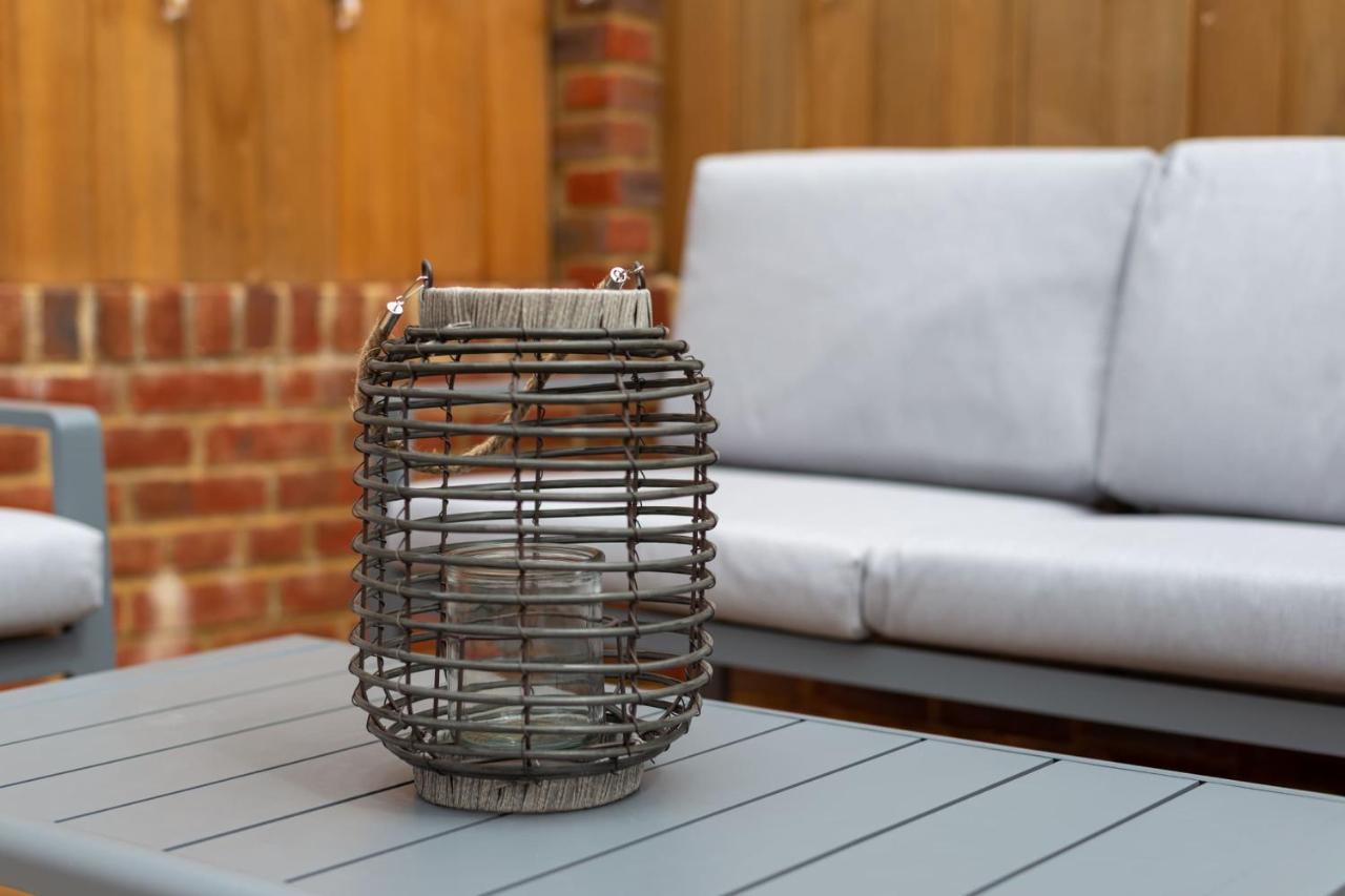 Guestready - Unique Home Near Wimbledon With Gorgeous Deck And Parkingロンドン エクステリア 写真